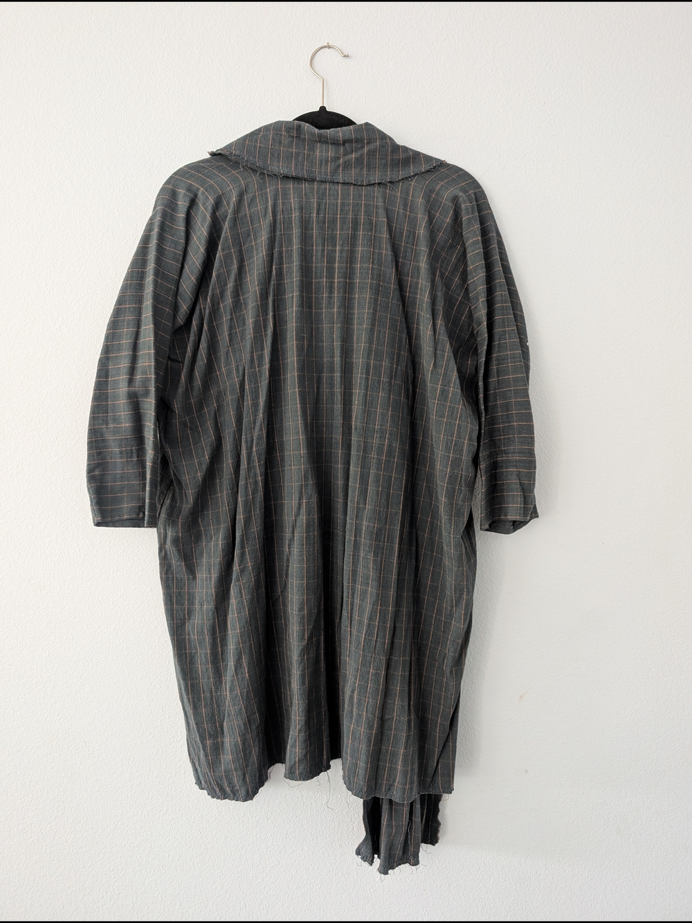 Plaid High-Low Tunic With Shell Details - Picture 3 of 3